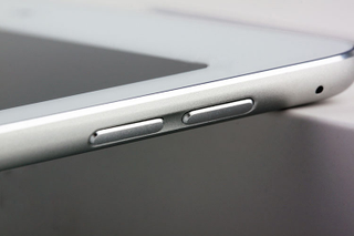 Illustration for article titled Nuevas fotos sugieren que el iPad Air 2 también tendrá sensor Touch ID